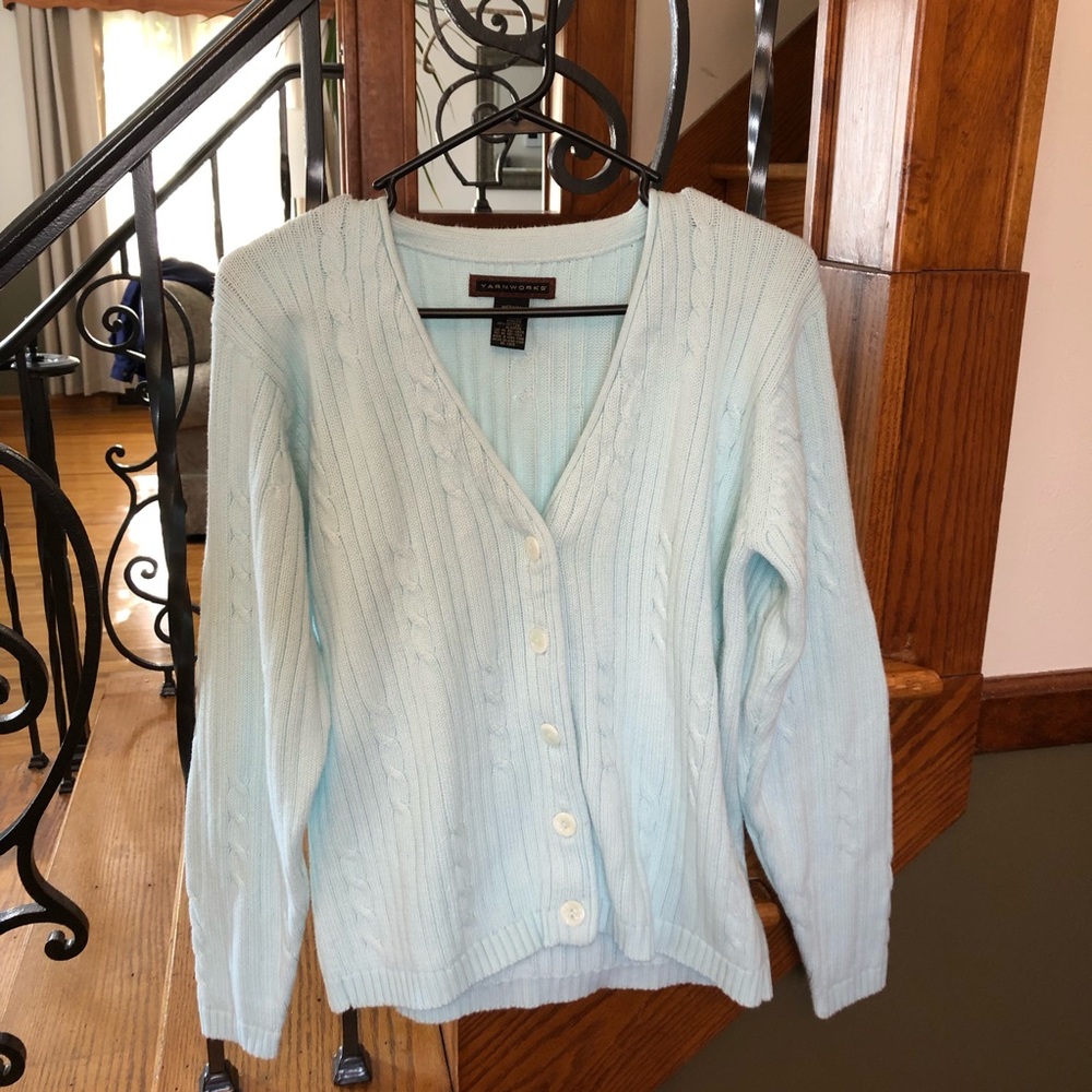 Yarnworks Cable V-Neck Cardigan
